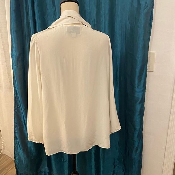 Alexis 100% silk tie blouse, L - Picture 5 of 13